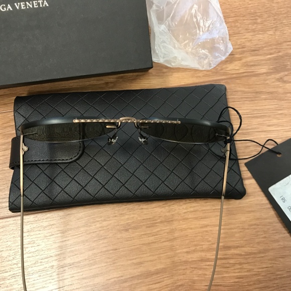 Bottega Veneta Sunglasses 515800 v4450 - Picture 11 of 11
